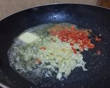 Foto langkah ke 2 dari resep Ayam & Tahu Tumis Kemangi.