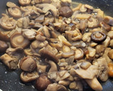 Foto del paso 14 de la receta: Solomillo de cerdo con panceta y queso