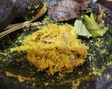 Foto langkah ke 1 dari resep Opor Ayam Telur Kuah Kuning.