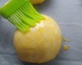 Foto langkah ke 6 dari resep Korean Garlic Cheese Bread.