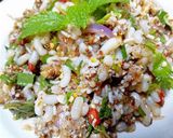 รูปขั้นตอนการทำที่ 1 ของ ก้อยไข่มดแดง