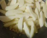 A picture of step 1 of Aloo gobhi.