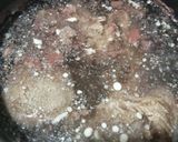 Foto langkah ke 2 dari resep Sop Bening Daging Qurban.