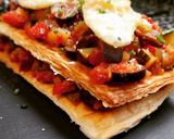 Foto del paso 1 de la receta: Milhojas de pisto con olivas negras y huevo de codorniz