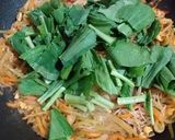 Foto langkah ke 4 dari resep Mi hun Bumbu Sambal Goreng.