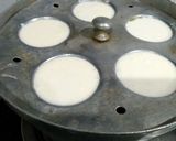 A picture of step 3 of Idli.