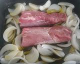 Foto del paso 1 de la receta: Solomillo de cerdo al horno con salsa de cebolla