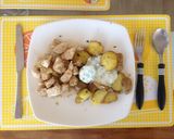 Foto del paso 7 de la receta: Pollo con piña y papas doradas con salsa