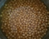 A picture of step 4 of Boiled white chickpeas.