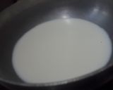 A picture of step 1 of Walnuts almonds halwa.