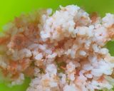 Hình bước làm 2 của món Cơm nắm cho bé tập ăn