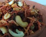 सात्विक गाजर हलवा (Gajar Halwa Recipe In Marathi) रेसिपी स्टेप 4 फोटो 