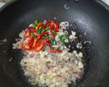 Foto langkah ke 2 dari resep 356.Tumis Kornet Pedas.