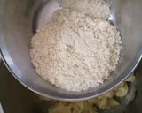 A picture of step 8 of Mawa Gujiya.