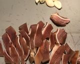 Foto del paso 3 de la receta: Oreja con salsa de tomate