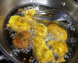 A picture of step 4 of Masala gota.