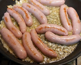 Foto del paso 2 de la receta: Salchichas de pollo al vino blanco