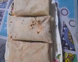 A picture of step 4 of Pizza pockets.