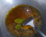 Foto langkah ke 1 dari resep Ayam Goreng Kremes.