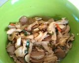 Foto langkah ke 7 dari resep Tumis Jamur Saus Tiram.