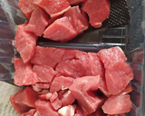 Foto del paso 1 de la receta: Patatas con carne