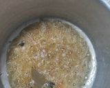 A picture of step 3 of Matar pulao.