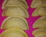 Foto langkah ke 5 dari resep Karipap Pusing.