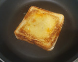Foto del paso 2 de la receta: Sándwich de sobrasada y emmental
