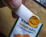 Foto langkah ke 4 dari resep Teh Kunyit/Turmeric Tea (Haldi Wali Chai).