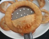 A picture of step 16 of Cheesy Ring Packets.
