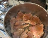 Foto del paso 1 de la receta: Pollo arvejado