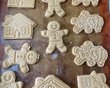 Foto del paso 5 de la receta: 🎄Galletitas Navideñas de Jengibre, canela y miel 🍯