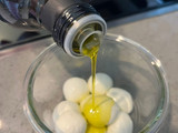 Labneh Balls (Spicy & Plain)