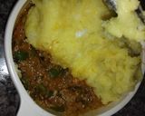 A picture of step 5 of Shepard's pie.