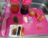 Foto langkah ke 1 dari resep Indomie Goreng Tomat.