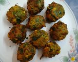 A picture of step 5 of Spinach dal vada.