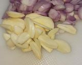 Foto langkah ke 2 dari resep Iwak karing telang masak asam.