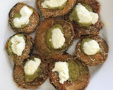 Foto del paso 5 de la receta: Bocaditos de berenjena con pesto y queso de cabra