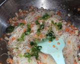 Foto langkah ke 4 dari resep Risol Bihun.