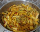 Foto langkah ke 5 dari resep Oseng Pare Tahu Kuning.