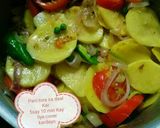 A picture of step 2 of Aloo Bhajie.