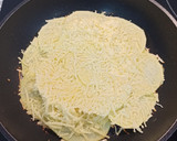 Foto del paso 1 de la receta: Patatas con jamón, queso y huevo "tirao" 🍳🥓
