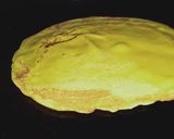 A picture of step 2 of Gram flour crepe.