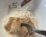 Foto del paso 2 de la receta: Tarta fit de yogurt y crema de cacahuete