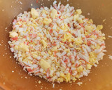 Foto del paso 2 de la receta: Huevos rellenos de Surimi y Bonito del norte
