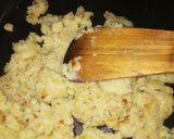 A picture of step 2 of Moong dal halwa.