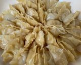 Foto langkah ke 7 dari resep Gyoza Ayam.