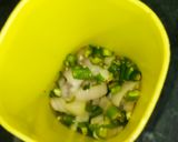 अंडा आलू ओमलेट (Egg Aloo Omelet Recipe In Hindi) रेसिपी चरण 2 फोटो