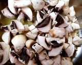A picture of step 3 of Mushroom Stlilton & Wine Soup. 😘.