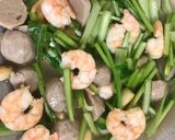 Foto langkah ke 2 dari resep Ca Baby Caisim udang bakso.